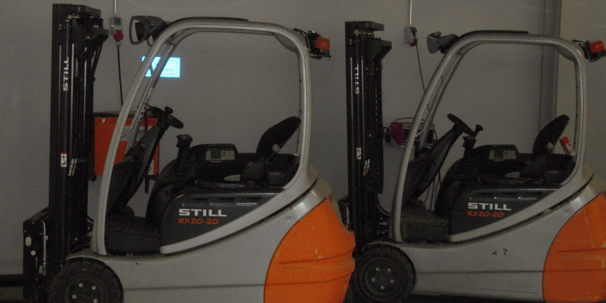 توريد وصيانة الروافع الشوكية